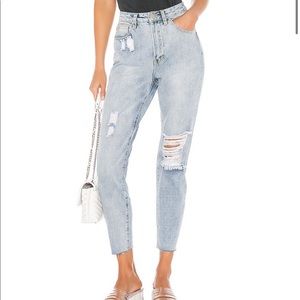 Superdown ‘Nina’ Distressed Jeans